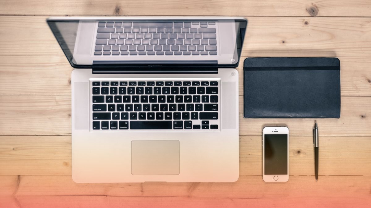 Imagen de portada: Cómo hacer tu primera página web con IA sin pagarle a nadie